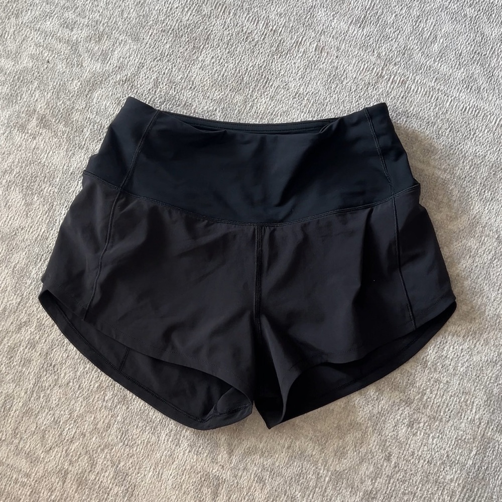 Lululemon speed up high rise lined shorts 2.5”